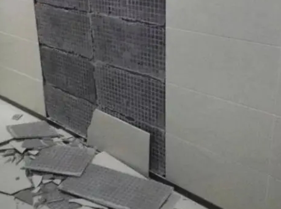 金凤瓷砖空鼓维修公司分享下金凤墙砖松动维修的知识